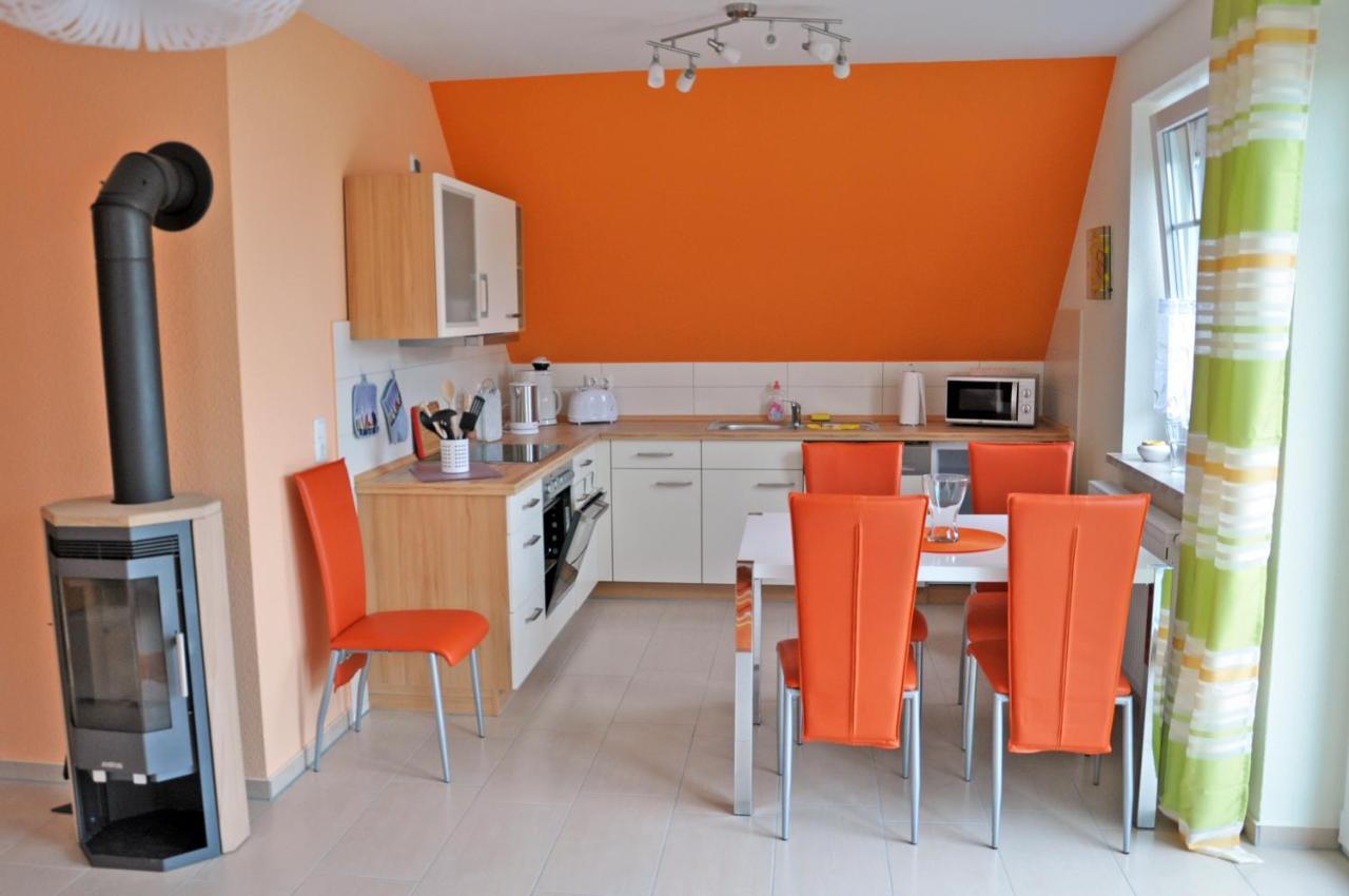 Ferienhaus Mueritzbrise / Og-Appartement Marienfelde ภายนอก รูปภาพ